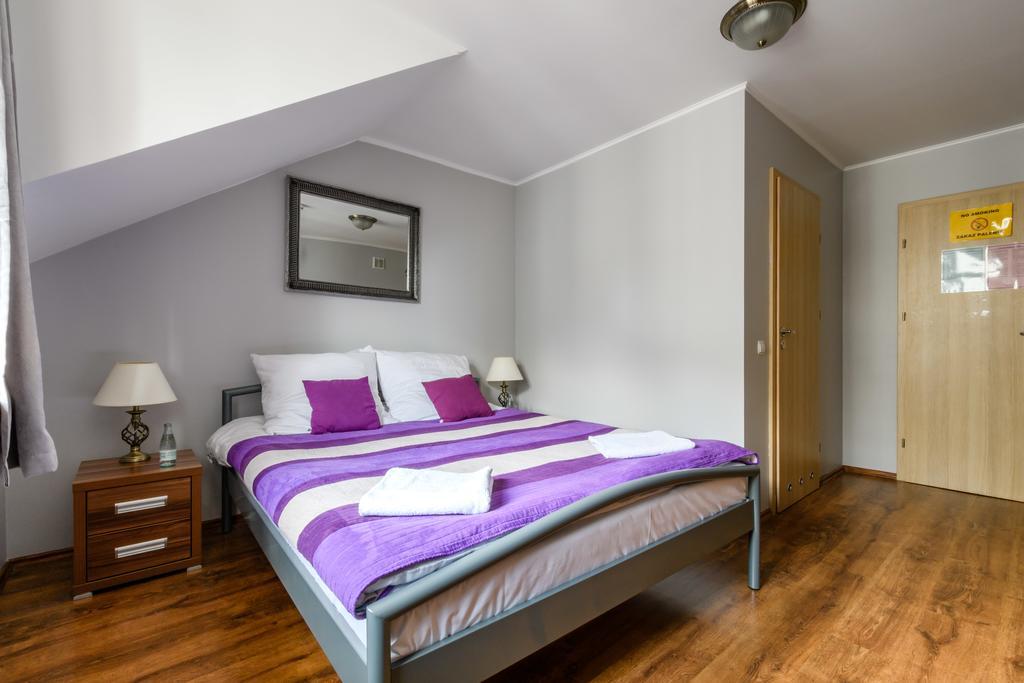 Hostel Krokodyl Варшава Екстер'єр фото