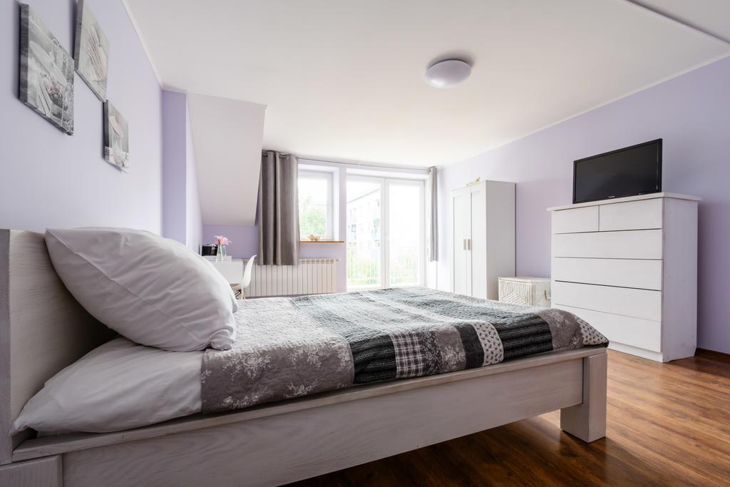 Hostel Krokodyl Варшава Екстер'єр фото