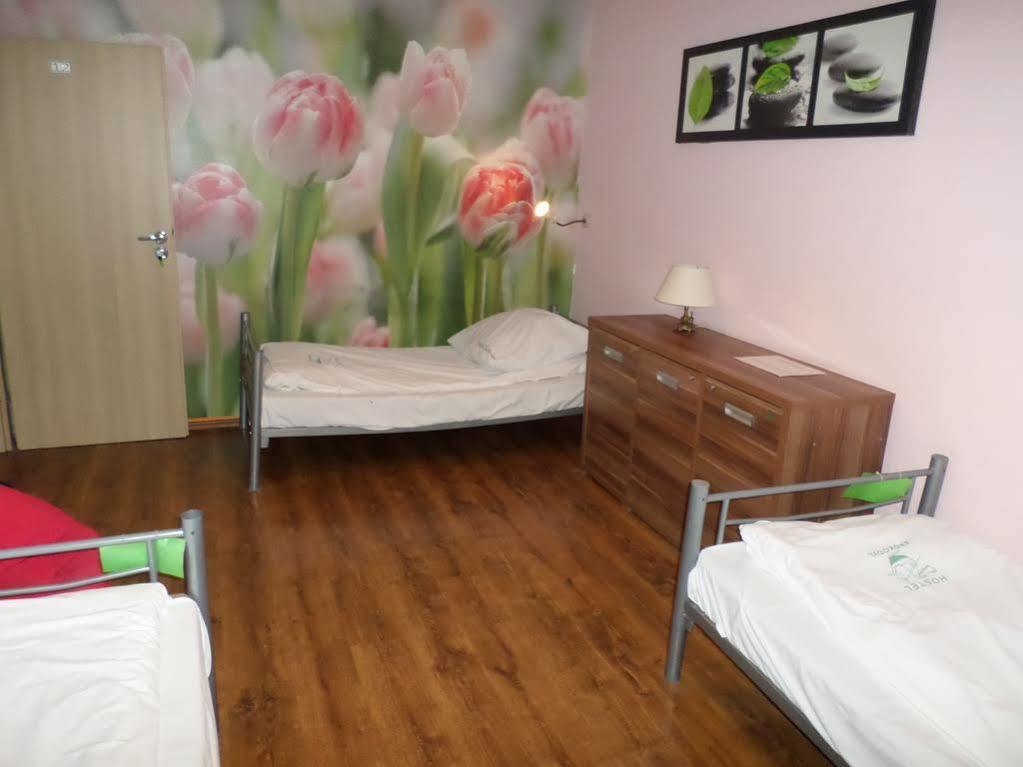 Hostel Krokodyl Варшава Екстер'єр фото