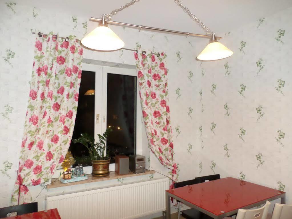 Hostel Krokodyl Варшава Екстер'єр фото