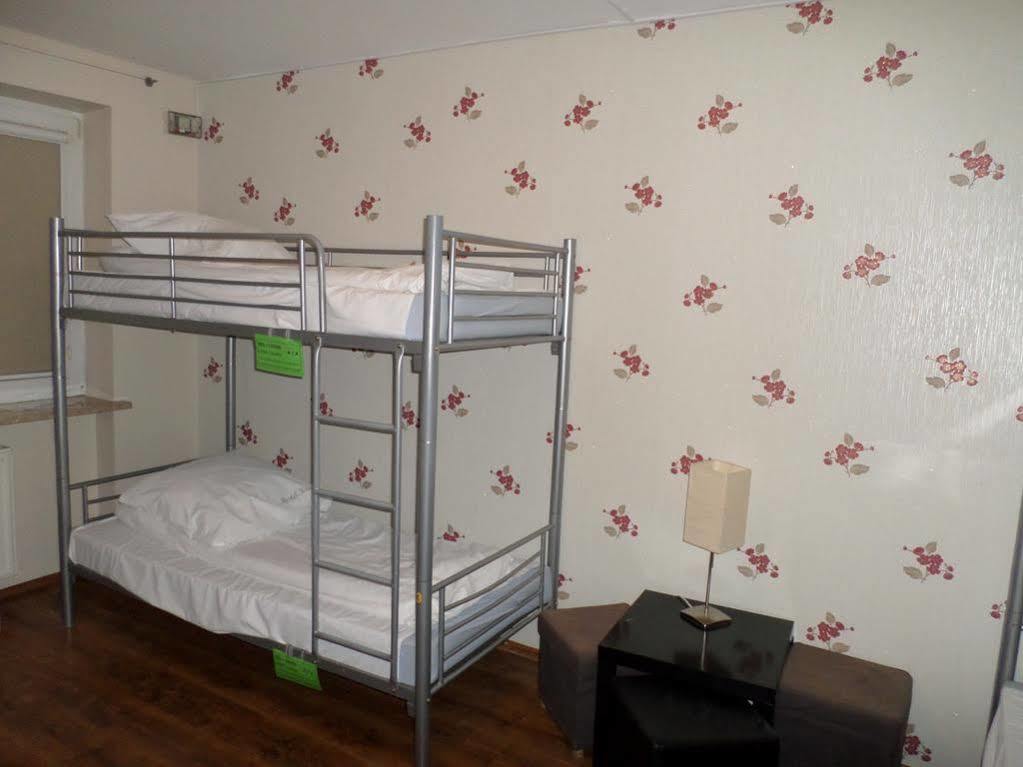 Hostel Krokodyl Варшава Екстер'єр фото