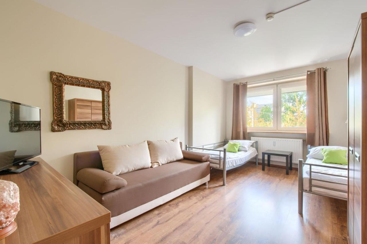 Hostel Krokodyl Варшава Екстер'єр фото